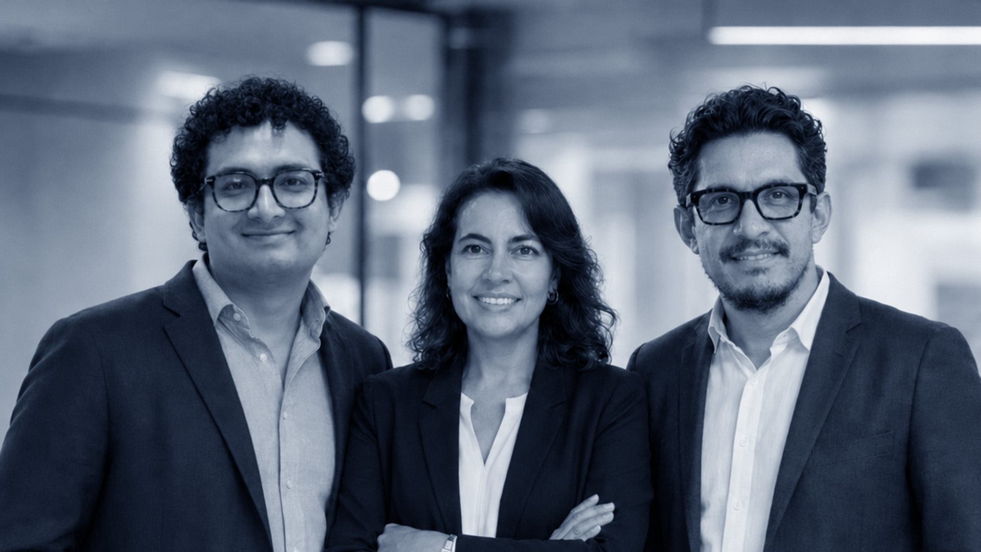 Los tres fundadores de Glya